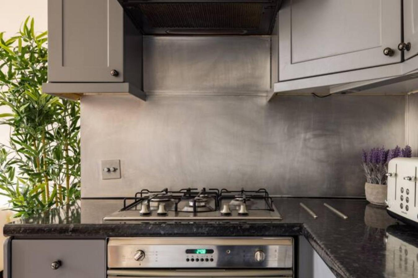 Ferienwohnung The West Kensington Collection London Exterior foto
